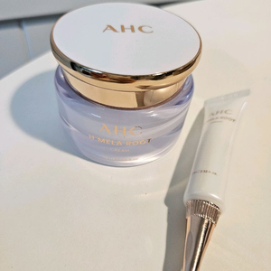 AHC멜라루트 기미 잡티 크림