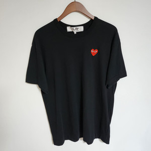 XL 꼼데가르송 블랙 레드와펜 남성 반팔티 AZ-T10