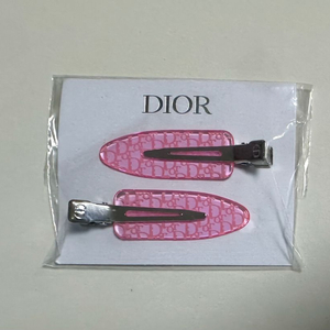 디올 오블리크 핑크 집게핀, 디올 헤어핀