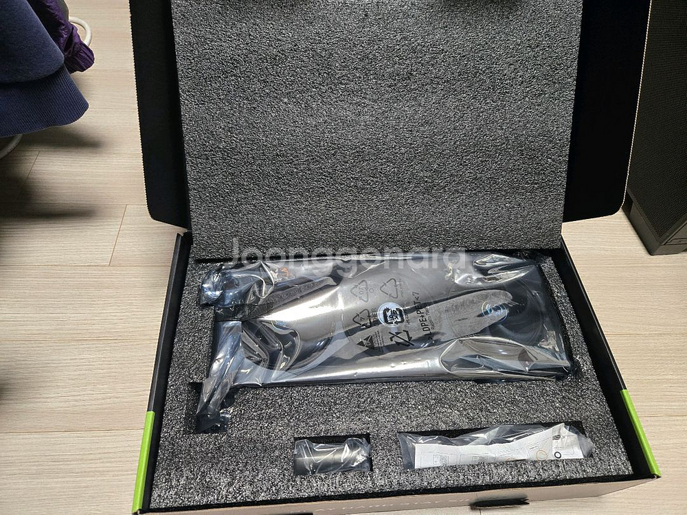 msi 5070ti trio oc plus 팝니다.--1