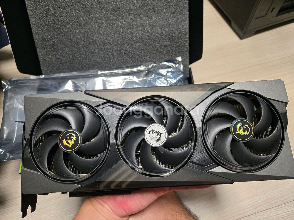 msi 5070ti trio oc plus 팝니다.--2