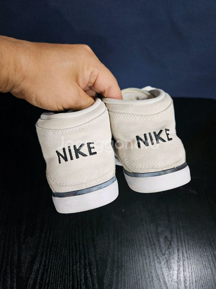 나이키 아이보리컬러 남성 280 세무 하이탑 스니커즈--7