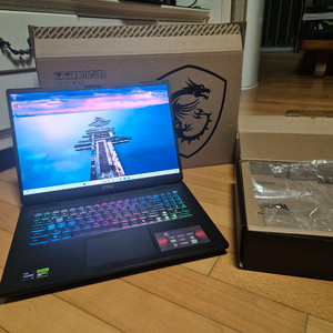 게이밍 노트북 RTX 4070 ( 풀박스 S급 보증 많