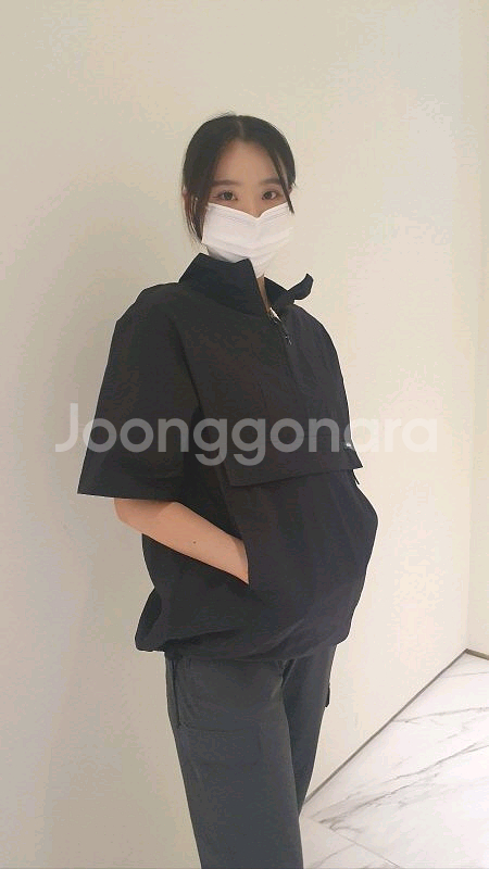 네파 얇은반팔아노락 90 여성66 가슴53 기장70--2