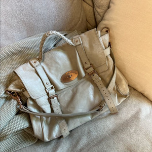 멀버리 가방 알렉사백 정품