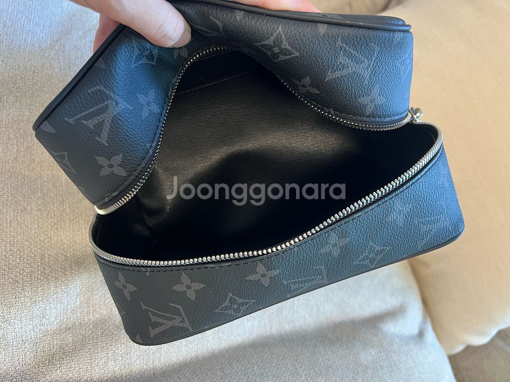 루이비통 파우치 여행용 운동용 골프용--4
