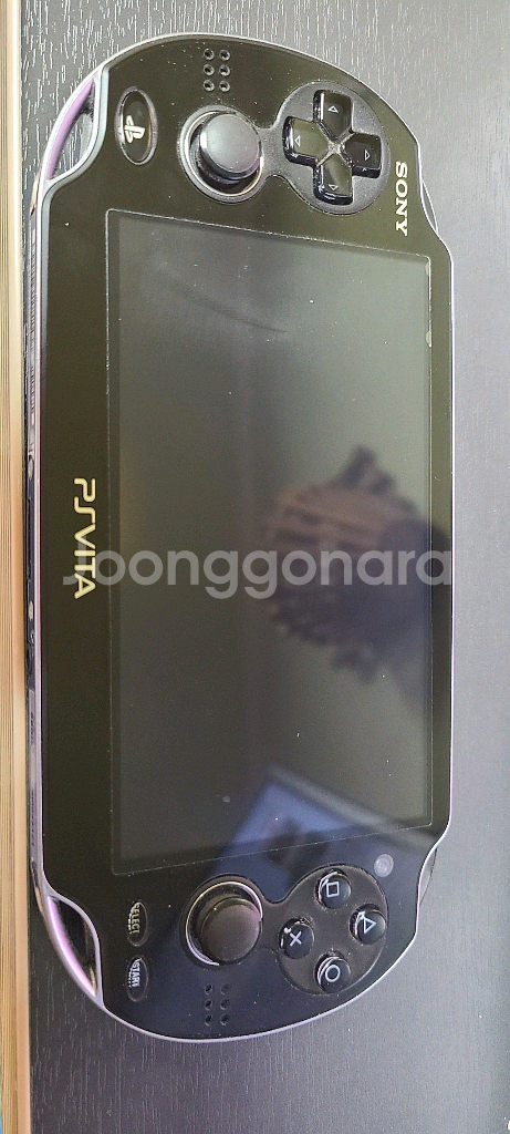 ps vita 1세대 +게임타이틀11개 일괄 판매--3