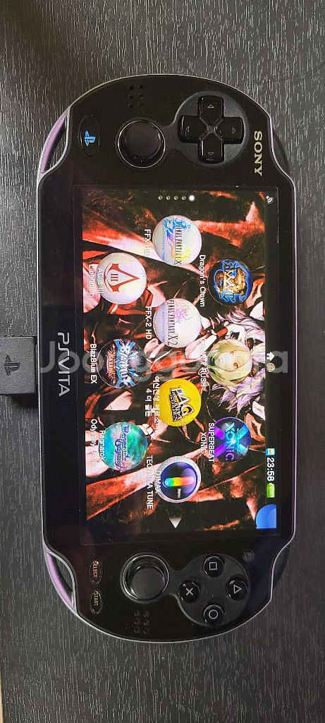 ps vita 1세대 +게임타이틀11개 일괄 판매--1