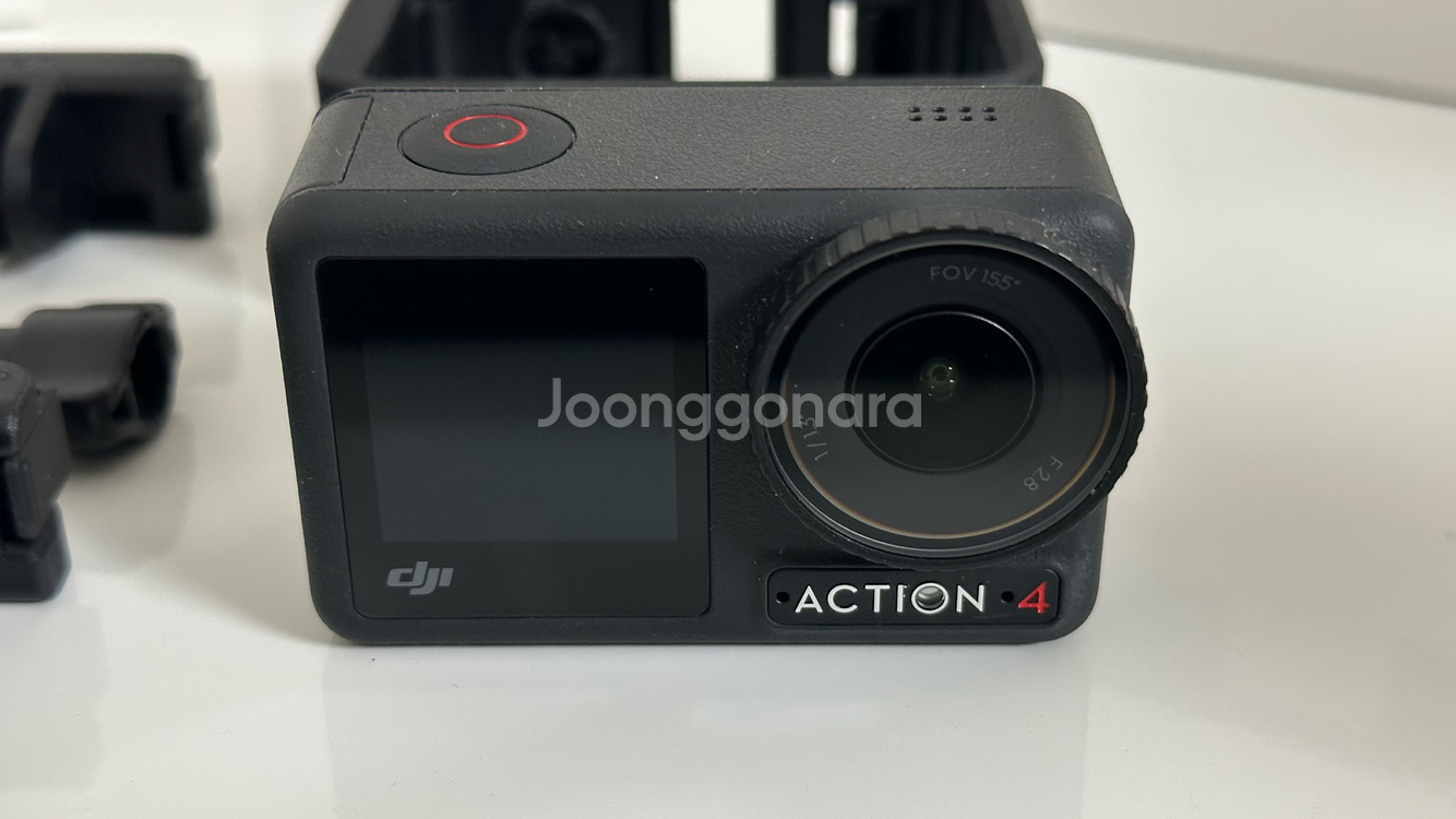 DJI 액션 4 어드벤처 콤보 판매합니다--0