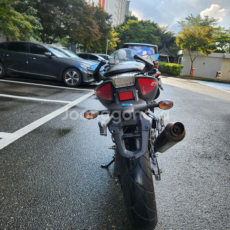 코멧125 팝니다.--3