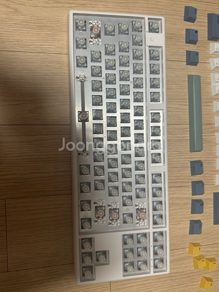 한성 GK893B PRO 8K 무접점 써피 35g--1