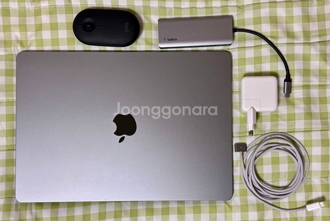 맥북Air M3 15인치와 사진의 모든 물품 판매합니다--0