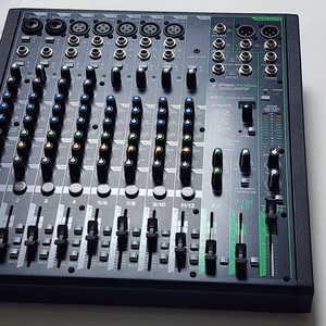 ProFX12 믹서