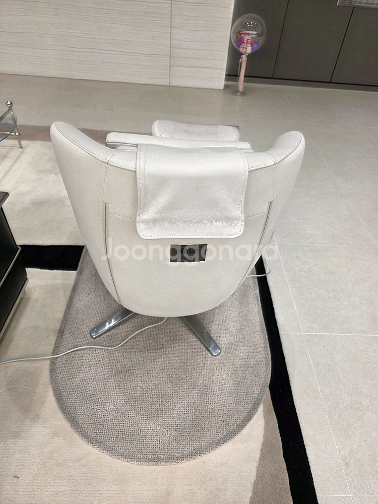 대구 LG 오브제 MN10B 안마의자 베이지--1