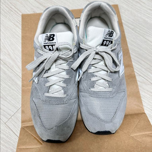 뉴발란스 996 그레이 270사이즈