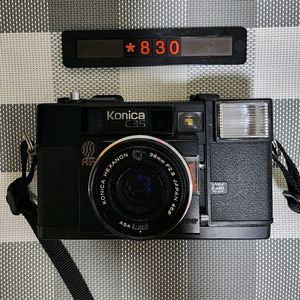 코니카 C35 AF 필름카메라
