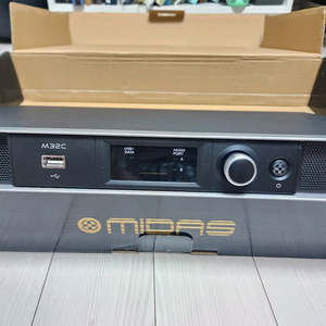 Midas M32C 믹서 (X32 Rack과 교환 가능