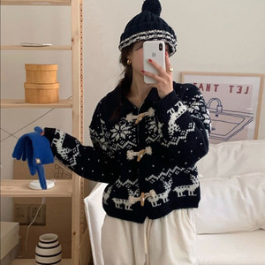 프렌치오브 페니 노르딕 떡볶이 크롭 니트 가디건