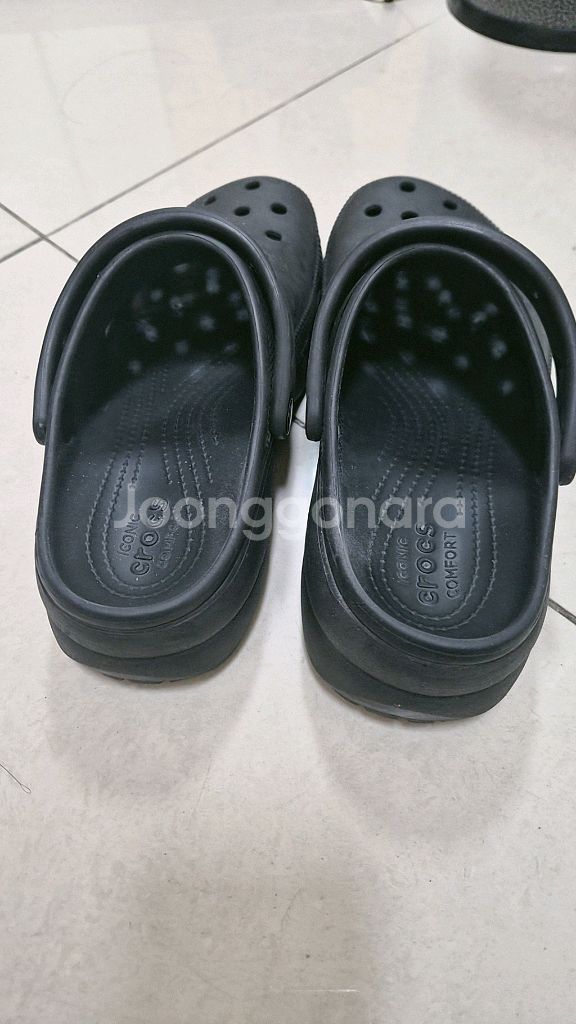 크록스 클로그판매합니다--2