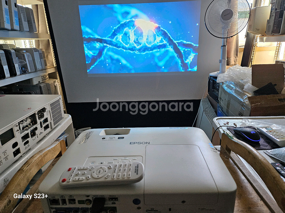 5000안시 WUXGA 고화질 앱손 빔프로젝터 새램프--1