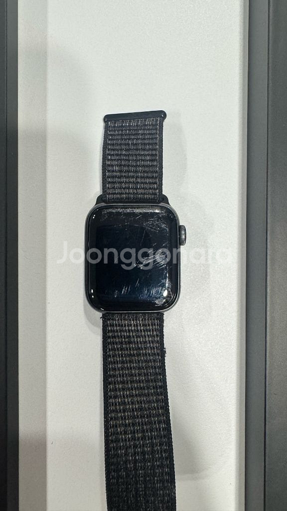 애플워치 se 나이키에디션 40mm--1