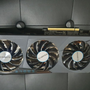 기가바이트 RTX3070 무상 26/04까지