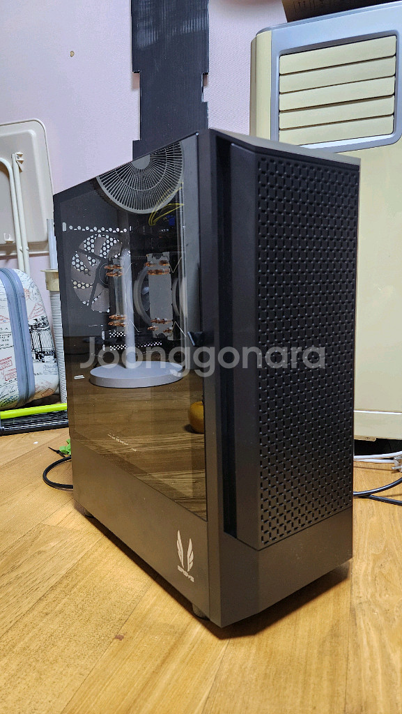 제온 xeon 32코어(64T) 32기가 모니터내장--0
