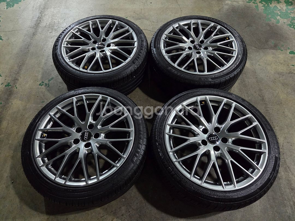 아우디 A640TDI 메쉬 19인치 정품 휠타이어--0