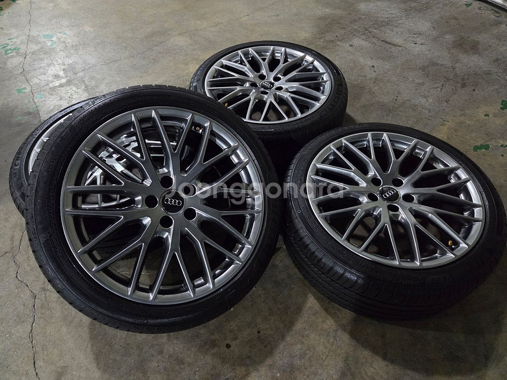 아우디 A640TDI 메쉬 19인치 정품 휠타이어--8