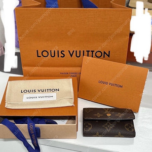 루이비통 마이크로 월릿 M68704