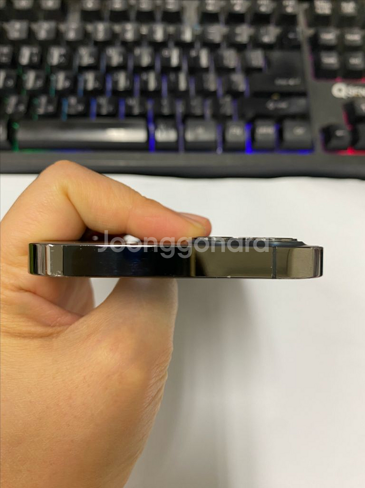 아이폰12프로 그래파이트 A급 256G 무잔상--3