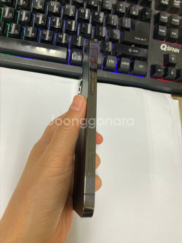 아이폰12프로 그래파이트 A급 256G 무잔상--4