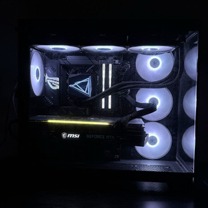 게이밍 PC 본체 (고사양) 7500F