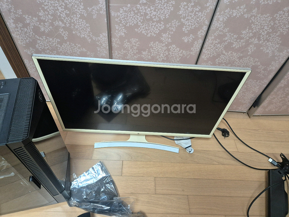 pc본체 라이젠5600 3060ti 모니터포함--1