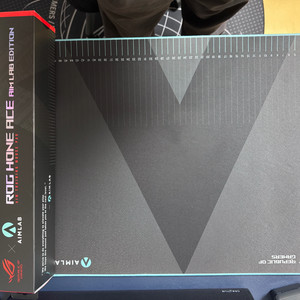 ASUS ROG HONE ACE AIM 마우스 패드