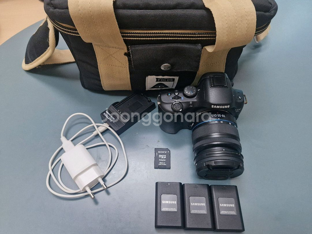 삼성 미러리스 NX20 렌즈포함 배터리3개포함--0