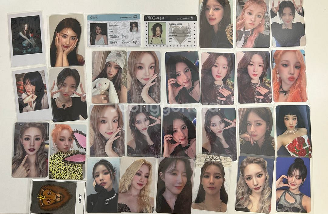 (여자)아이들 포카 일괄로 판매합니다 (30장)--0