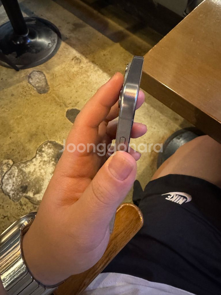 아이폰15pro 티타늄 128gb--2