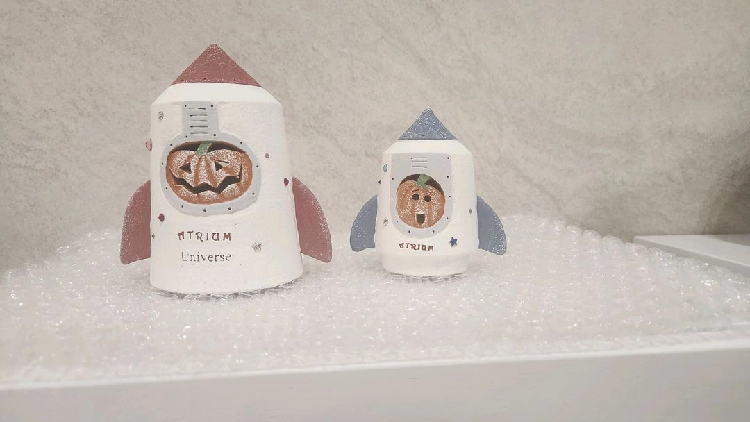아뜨리움 우주 오브제 이미지