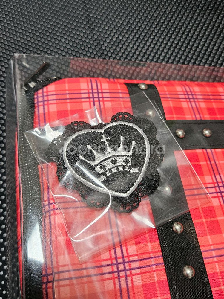 캐릭캐릭체인지 와디즈 펀딩 정품 파우치--1