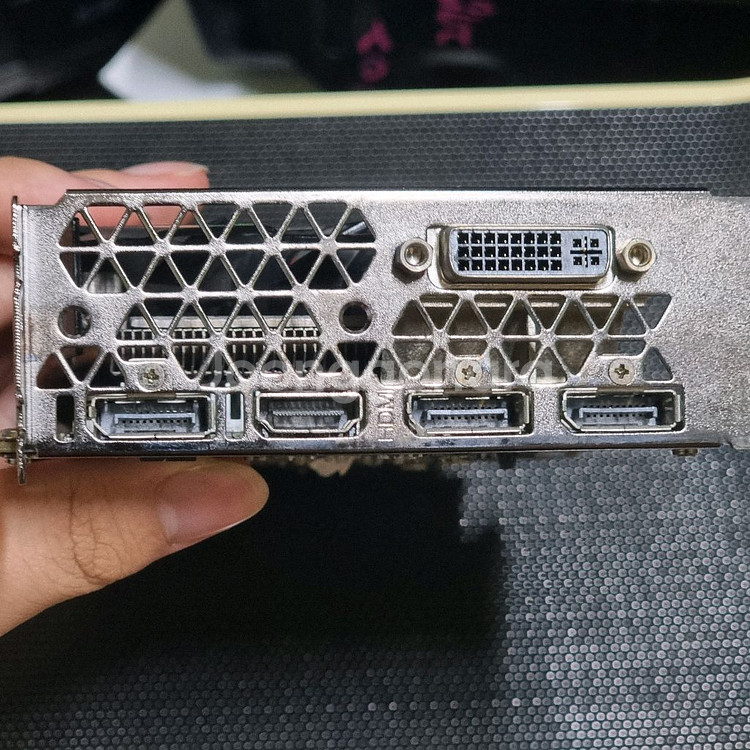 엔비디아 GTX 960 2GB 그래픽카드--1