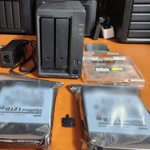 시놀로지DS723+ 울트라스타 24TB+M.2 512G