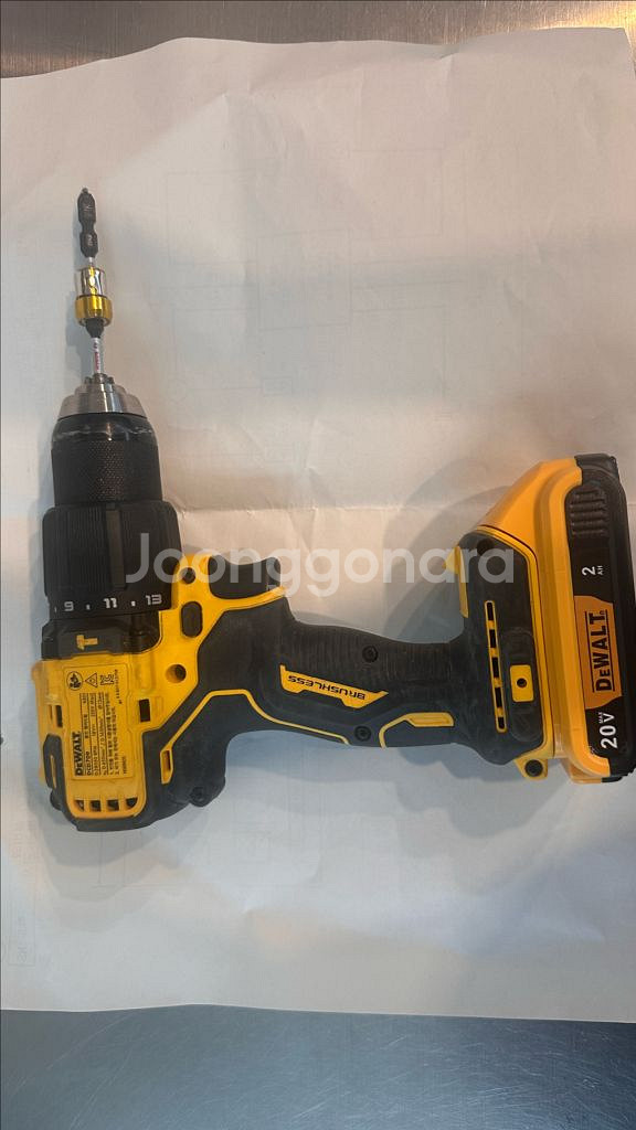 디월트 전동 드릴 DCD709--0