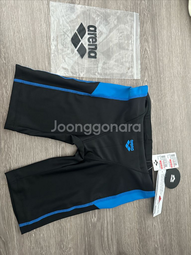 아레나 키즈 남아 4부 수영복 새제품--0