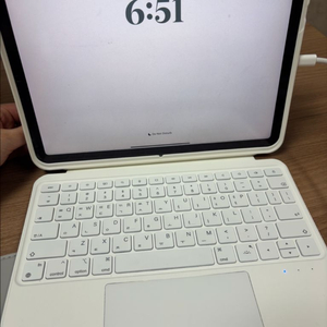 아이패드 에어4 + 애플펜슬 + 키보드케이스