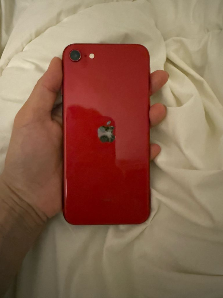 아이폰SE2 레드S급 지금 직거래시 20만원에 드려요 초특가! 이미지
