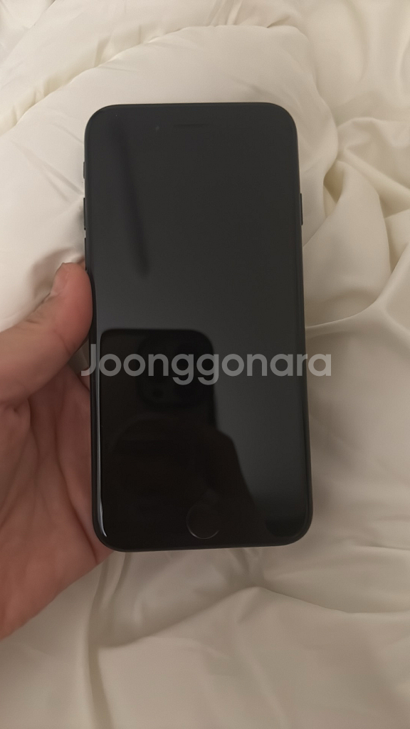 아이폰SE2 블랙 S급 배터리 성능 100%!!!!--1