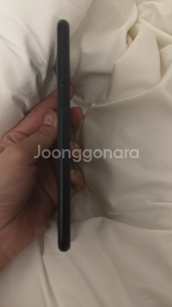 아이폰SE2 블랙 S급 배터리 성능 100%!!!!--2
