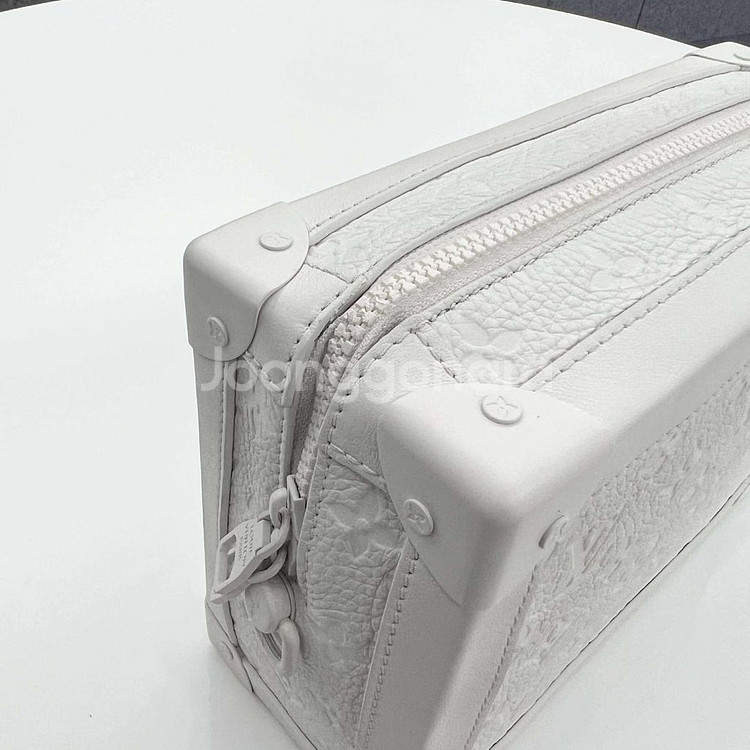 [정품]루이비통 토뤼옹 트렁크 화이트 크로스백--4