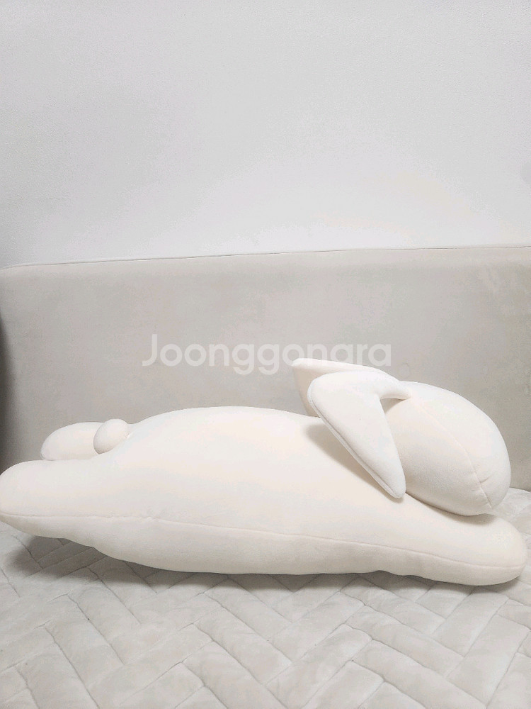 [미사용&새제품] 유리토끼인형 베개 (25x55cm)--1